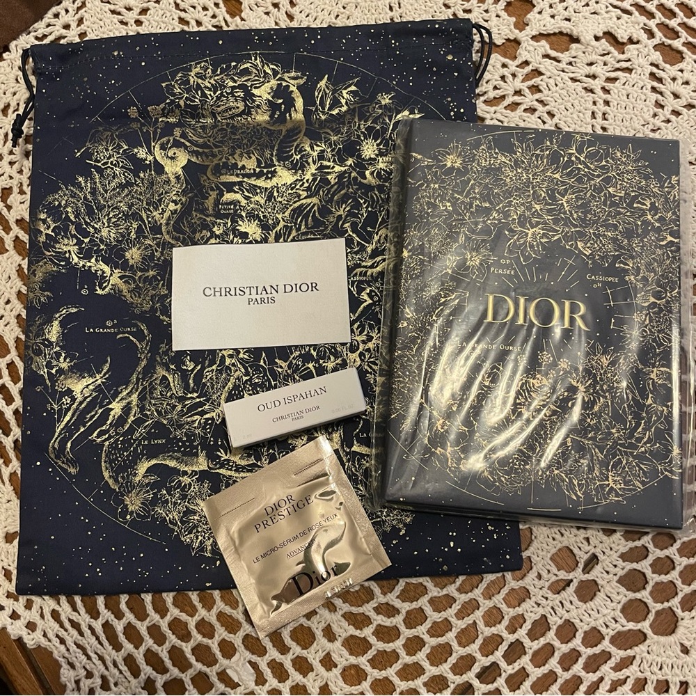 Dior Carnet Premium Noel 22 Notebook With Matching Bag - Plus Samples
